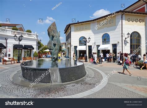 guess outlet serravalle
